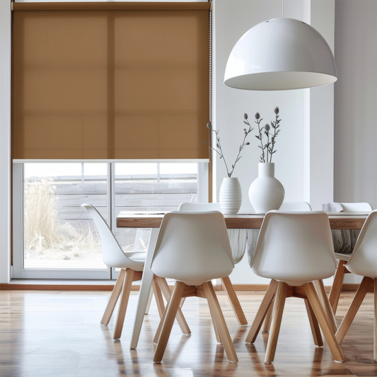 Rulou textil simplu, semi opac, maro nucă